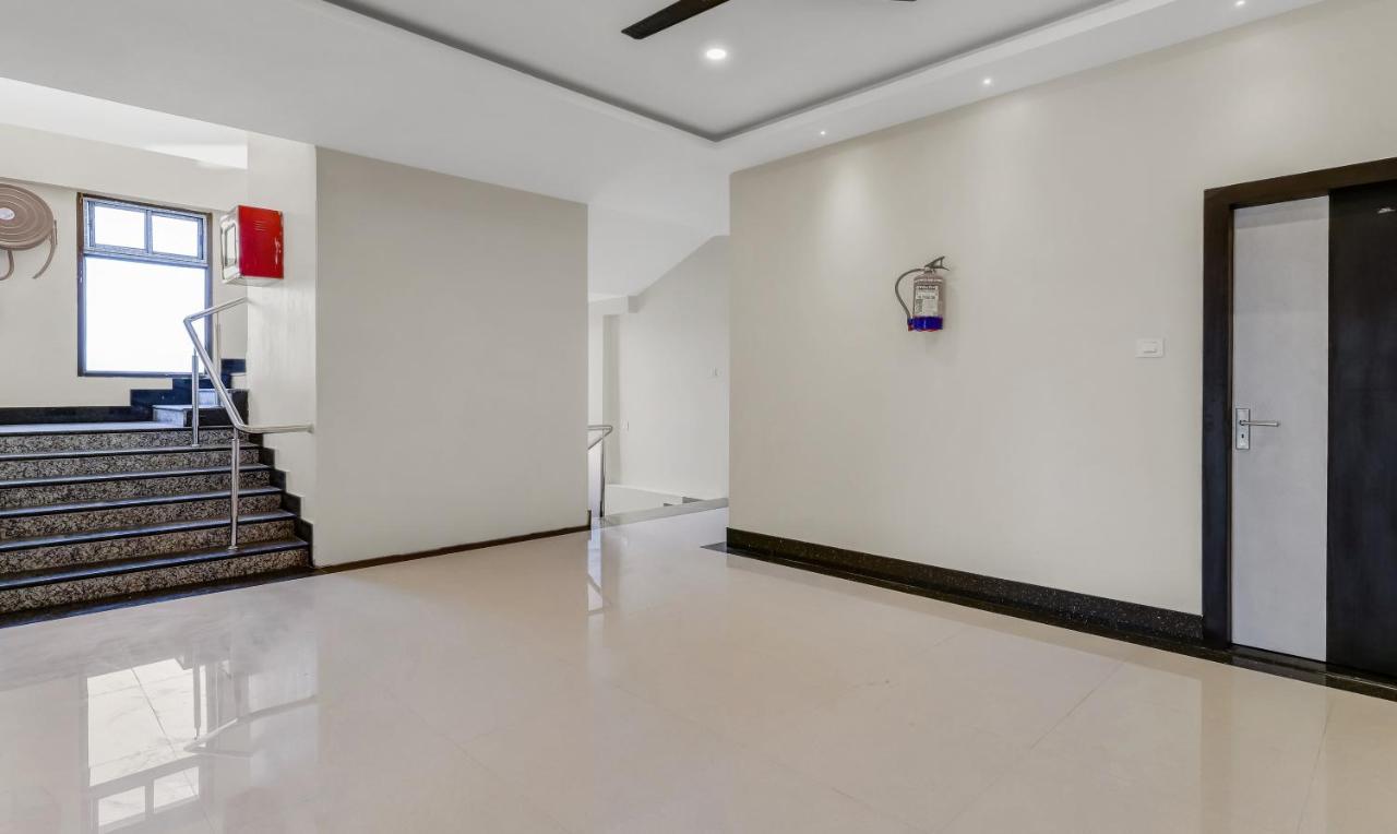 Treebo Hotel Mobi Vip Airport Guwahati Dış mekan fotoğraf